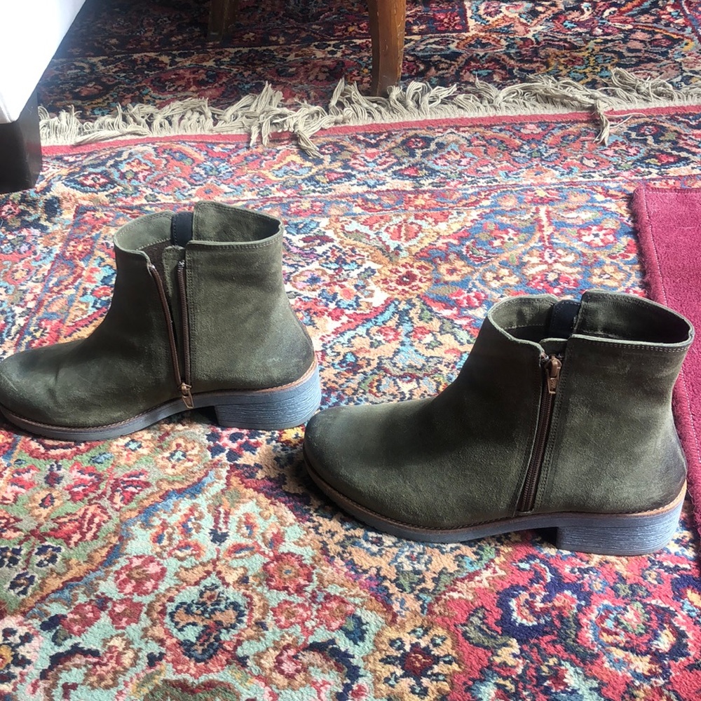NAOT Brown Boots Made in Israel